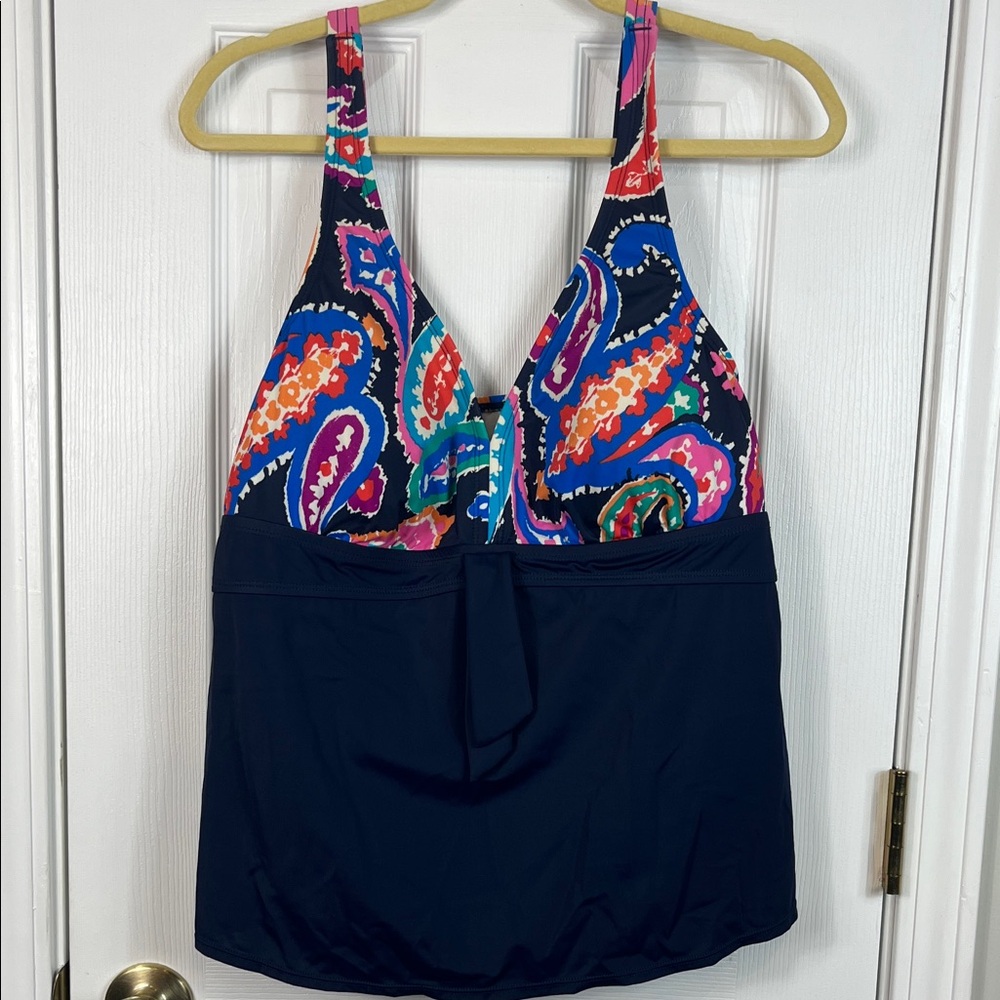 Liz Claiborne size 18W navy blue/flowered tankini top. Adjustable straps.